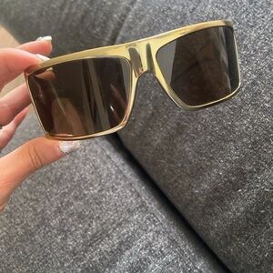 Y2K Vinatge authentic Gianni Ferre gold wraparound sunglasses